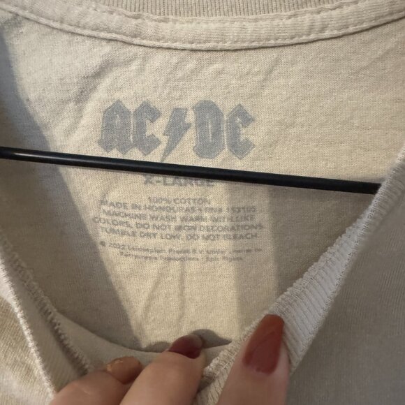 Vintage Men's ACDC Band Tshirt Cream Multi X Large - Picture 2 of 3